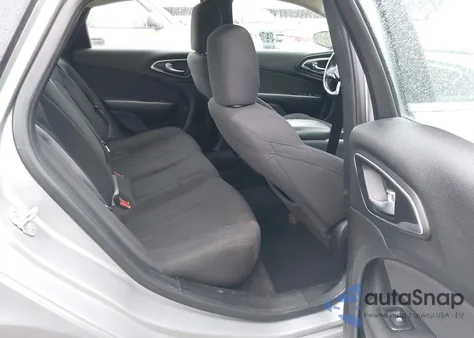 2015 Chrysler 200 Limited из США, поврежденный, VIN 1C3CCCAB6FN600267